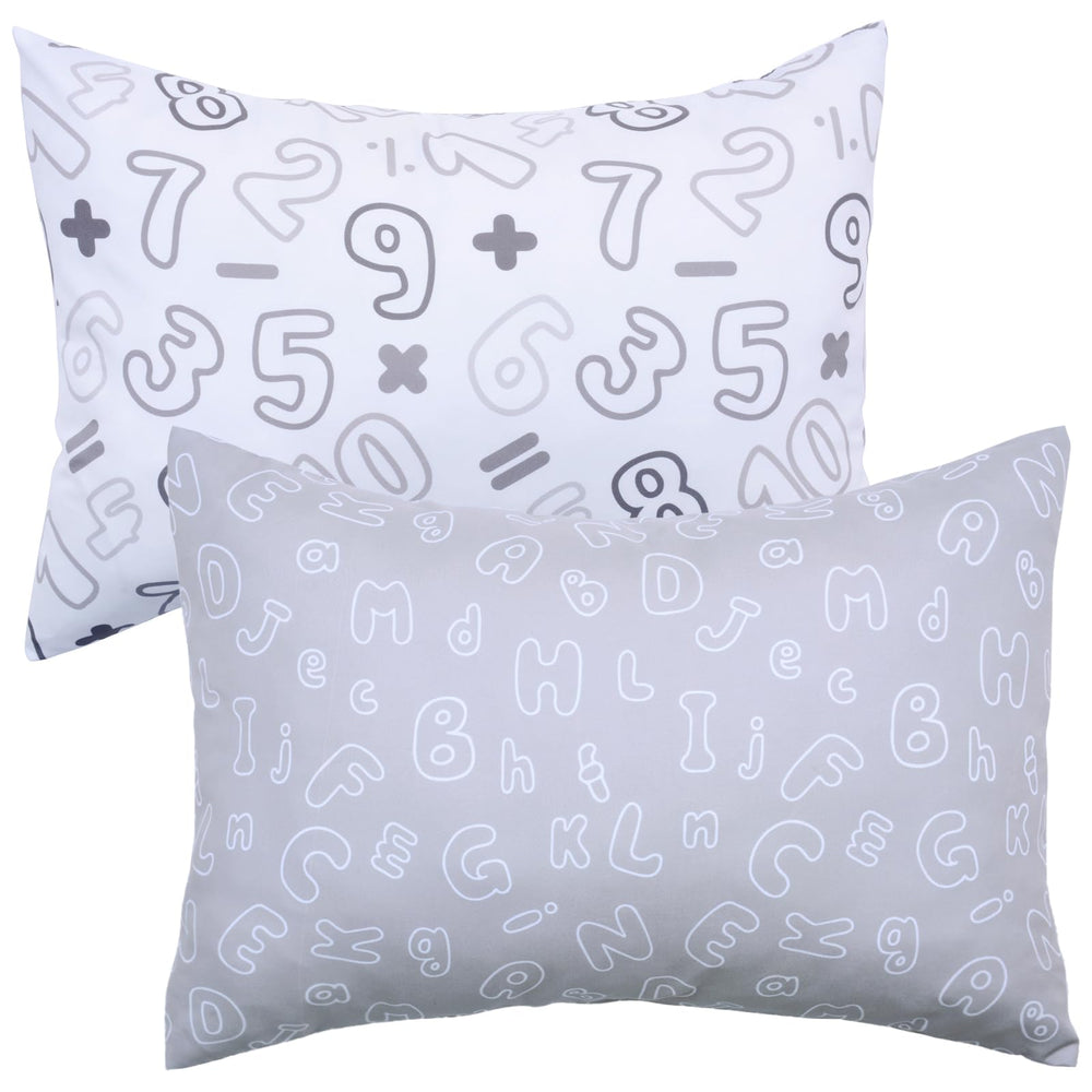 UOMNY toddler pillowcase 13x18 with envelope closure for secure, skin-friendly use.