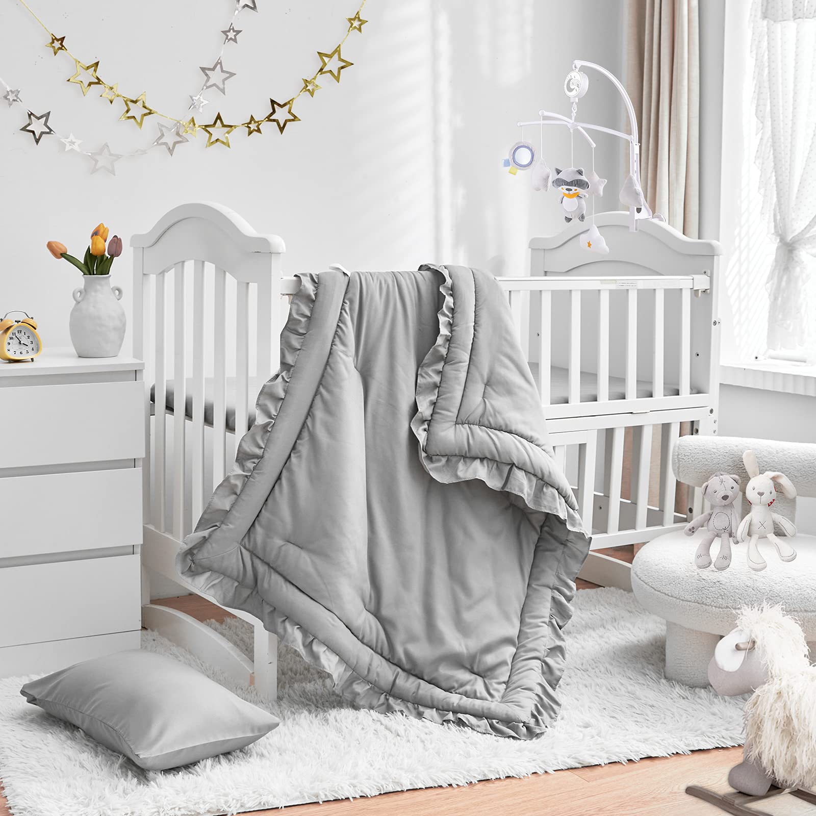 UOZZI BEDDING 3-piece crib set with ruffle comforter for cozy nursery styling