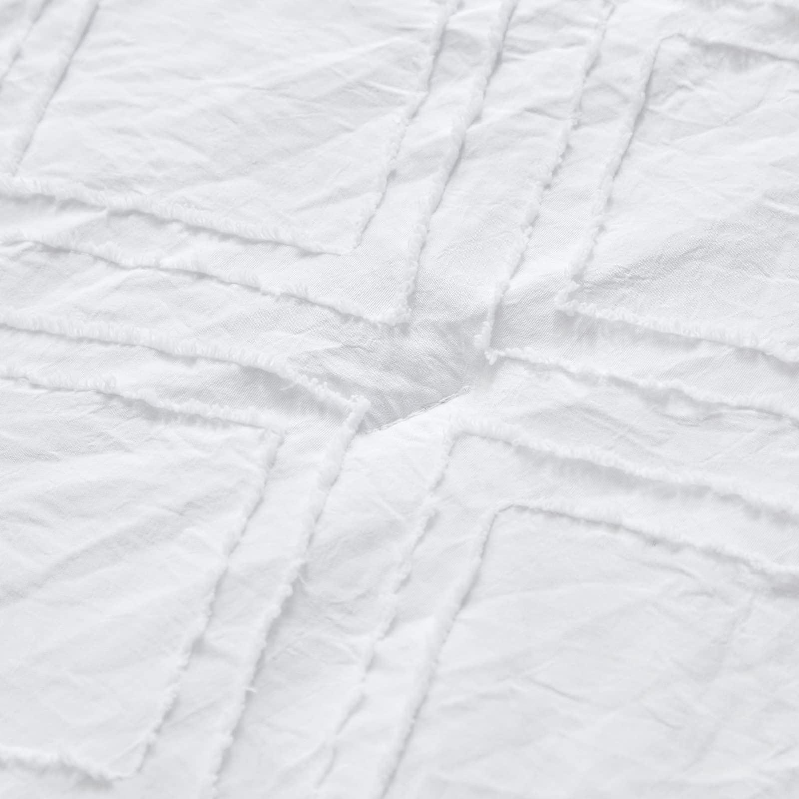 UOZZI BEDDING care label indicates machine washable maintenance