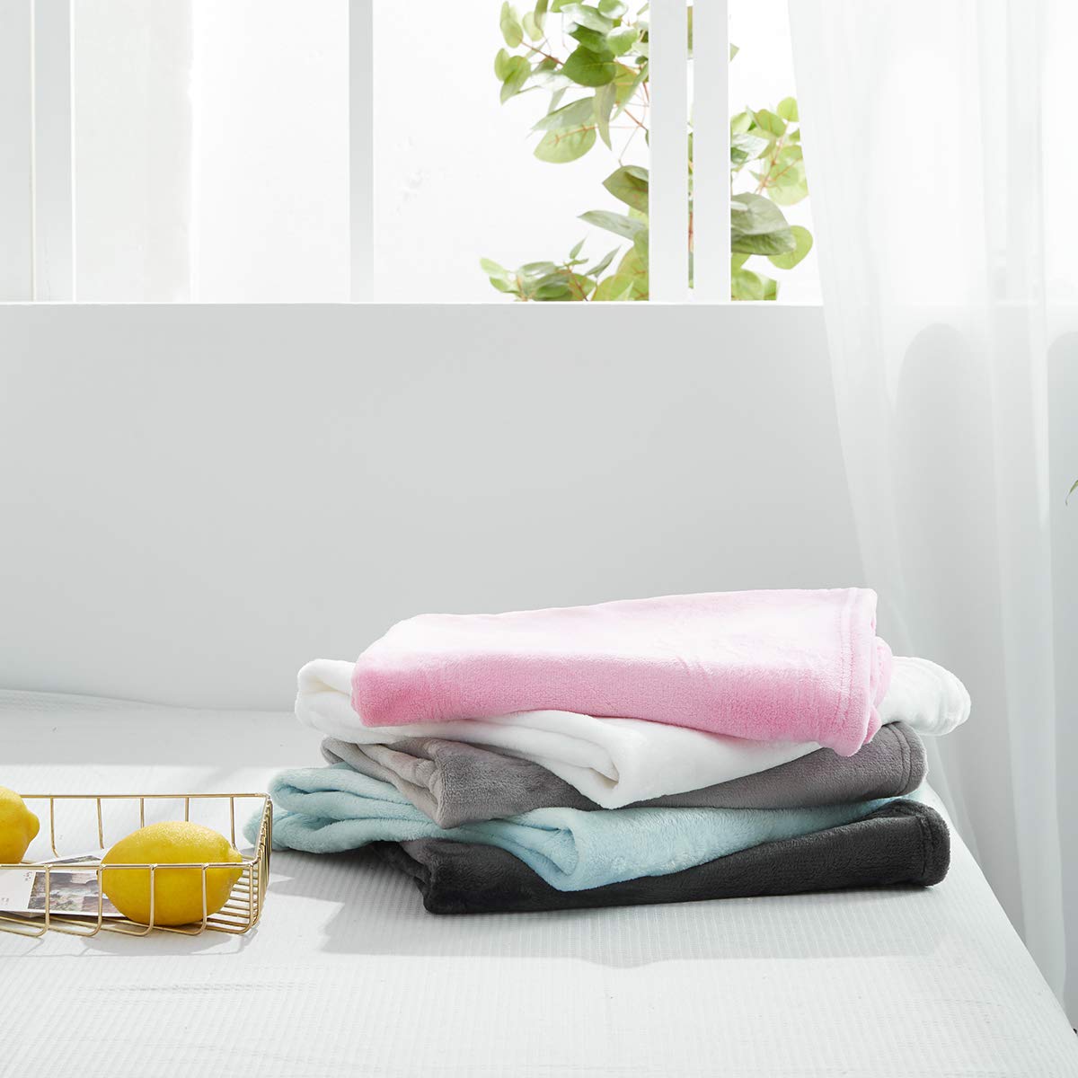 UOZZI BEDDING fade-resistant and durable for everyday use
