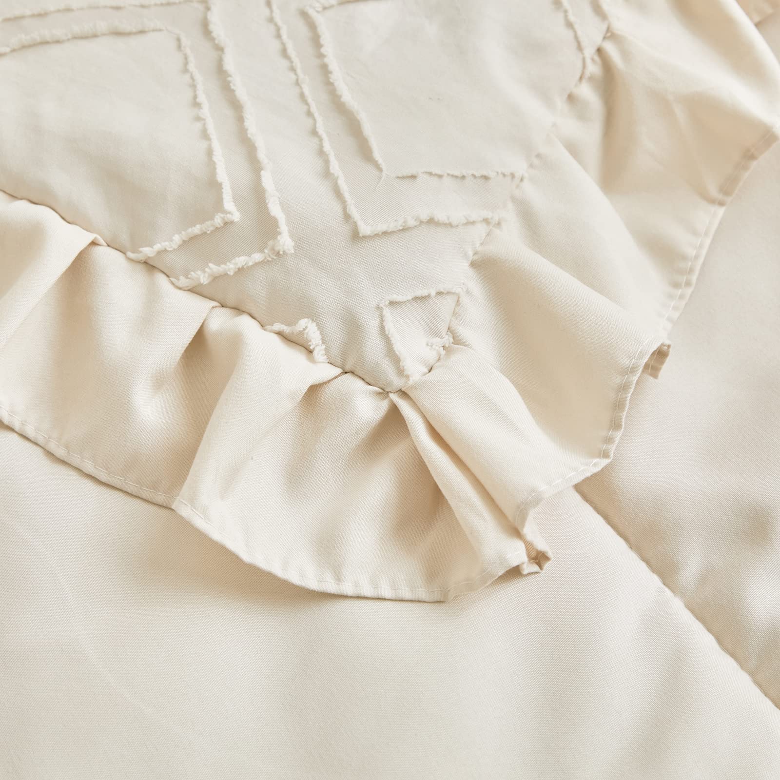 UOZZI BEDDING fitted sheet for standard crib mattress, smooth and snug.