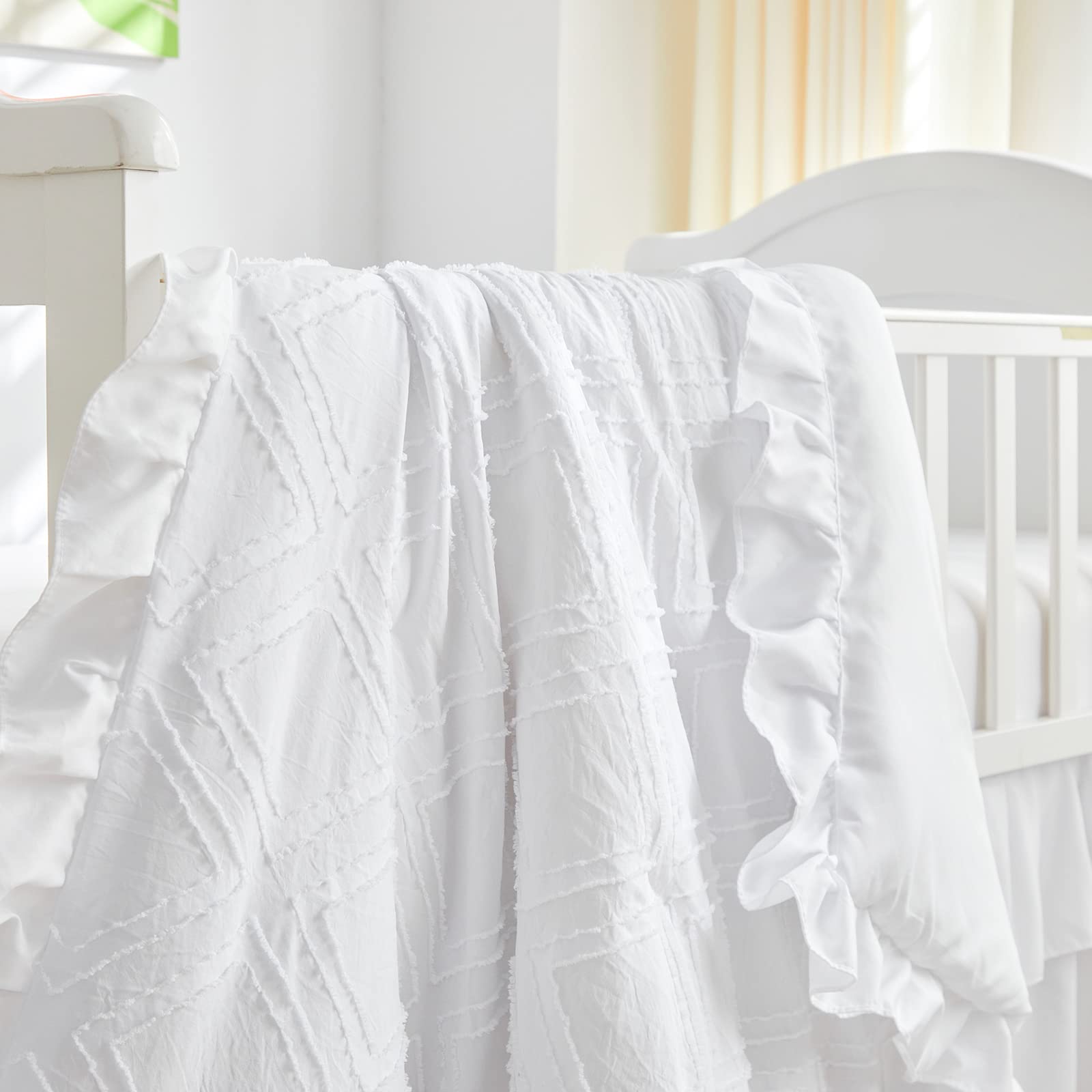 UOZZI BEDDING microfiber fabric texture offers soft, breathable comfort