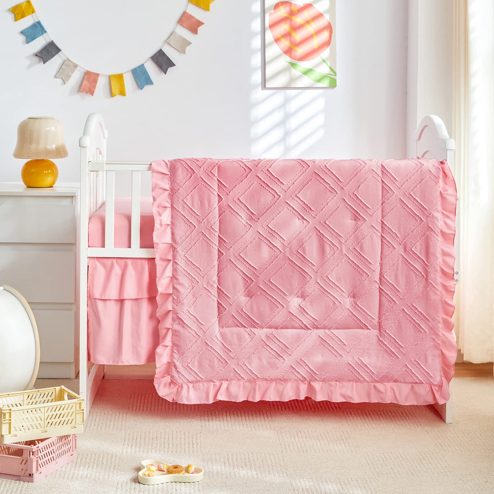 UOZZI Bedding ruffle edge crib cover for cute, timeless style