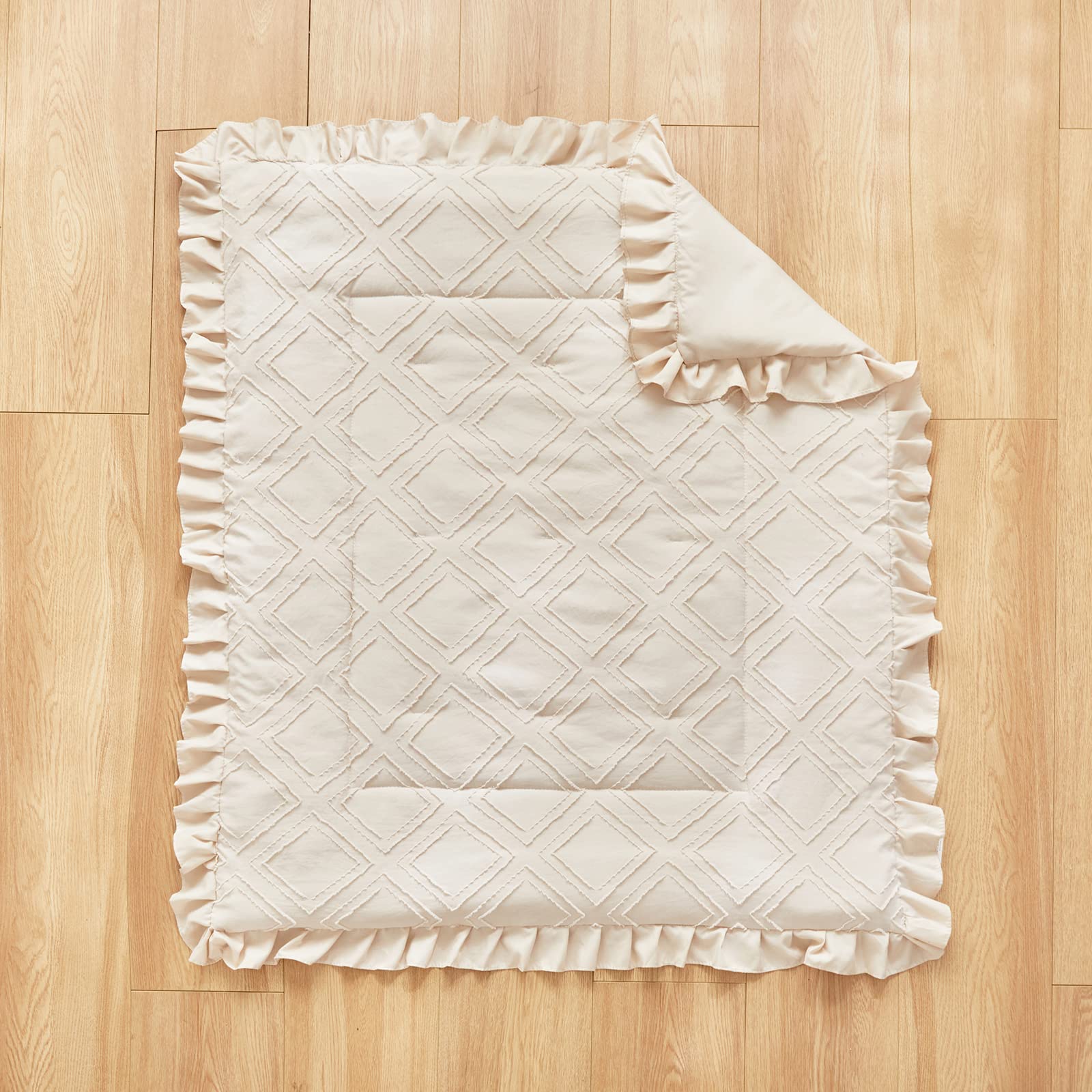 UOZZI BEDDING soft microfiber fabric feels gentle against baby's skin.