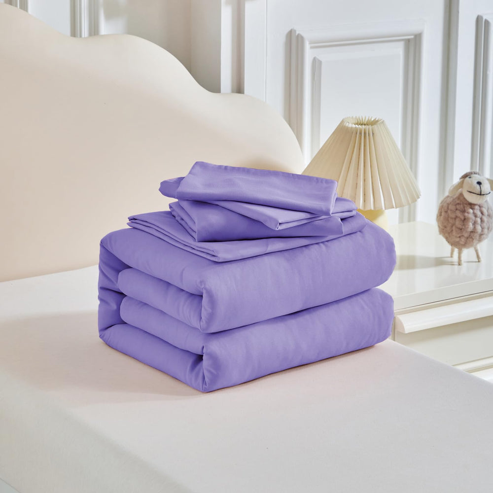 UOZZI Bedding bed on purple bed showcases kid-friendly color.