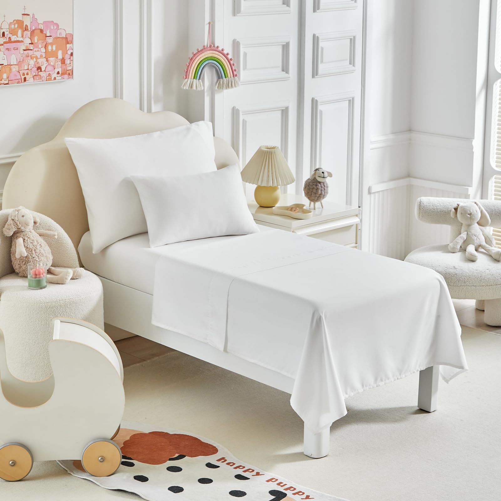UOZZI BEDDING soft microfiber fabric closeup plush and gentle