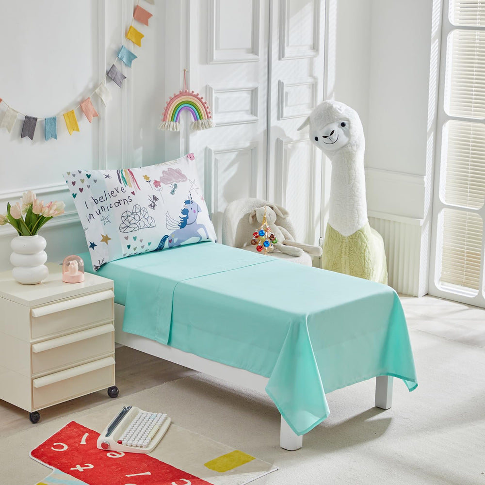 UOZZI Bedding white toddler sheets offer clean breathable feel