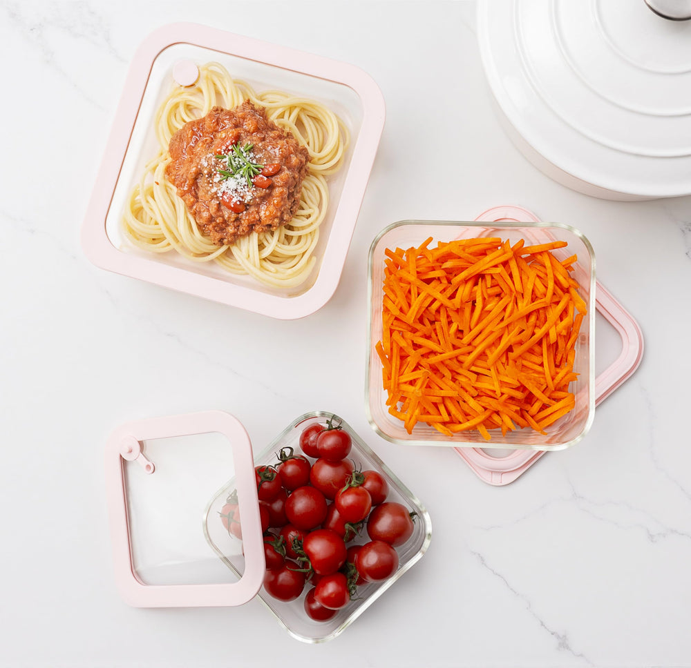 Urban Green rectangle 48oz container showcases durable glass with vented, plastic-free lid.