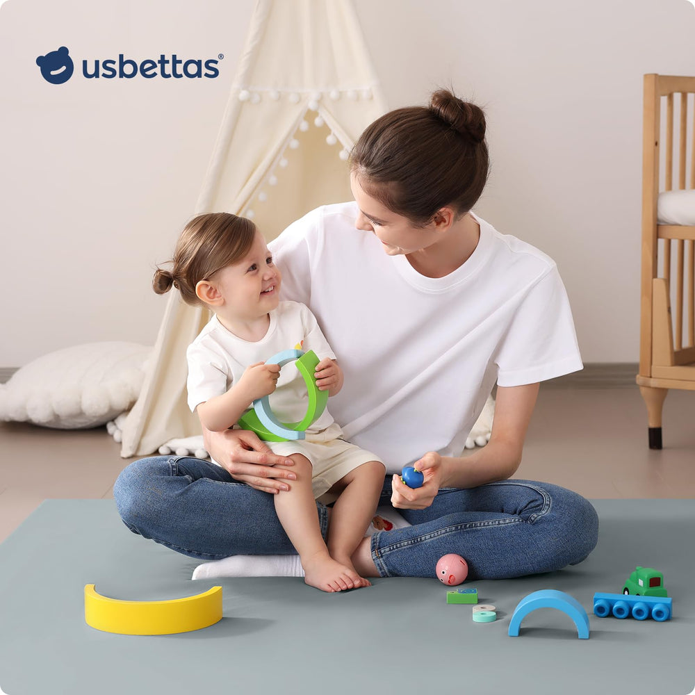 usbettas play mat cushions falls and supports early motor play.
