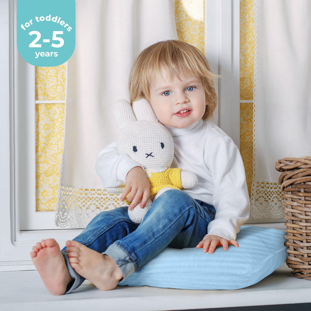 Utopia Bedding cotton blend cover remains durable and breathable for daily use.