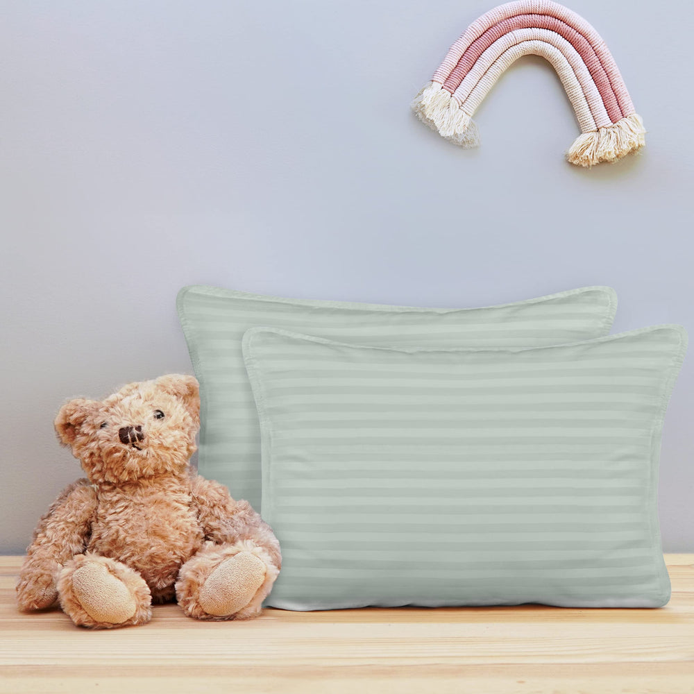 Two-pack packaging creates a complete toddler bed setup