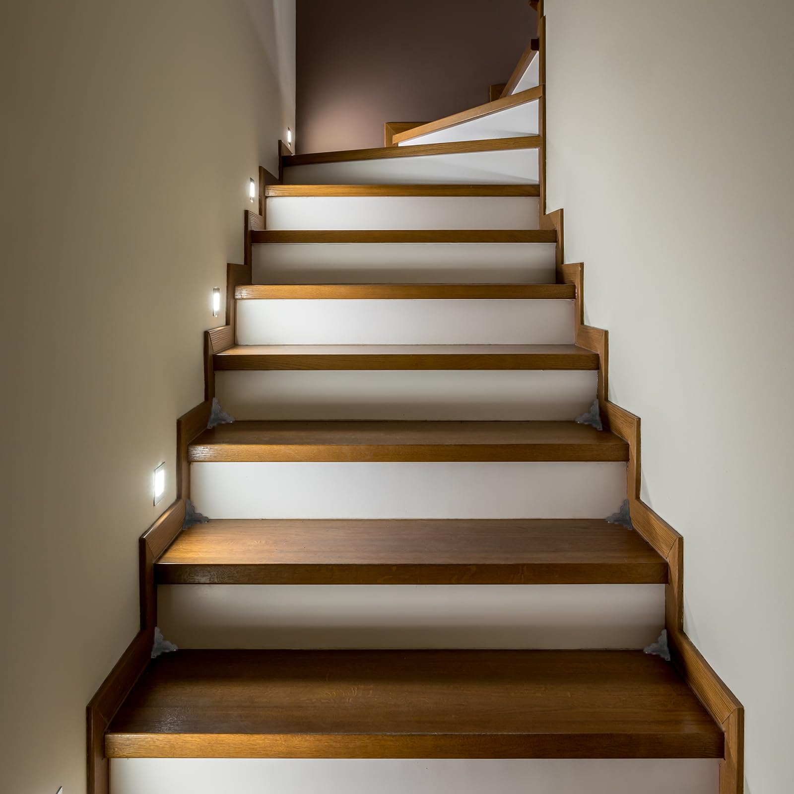 uxcell vintage triangle design blends protection with stylish hardware look