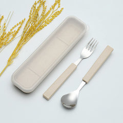 Vanra chrome finish flatware highlighting a premium mirror polish and look