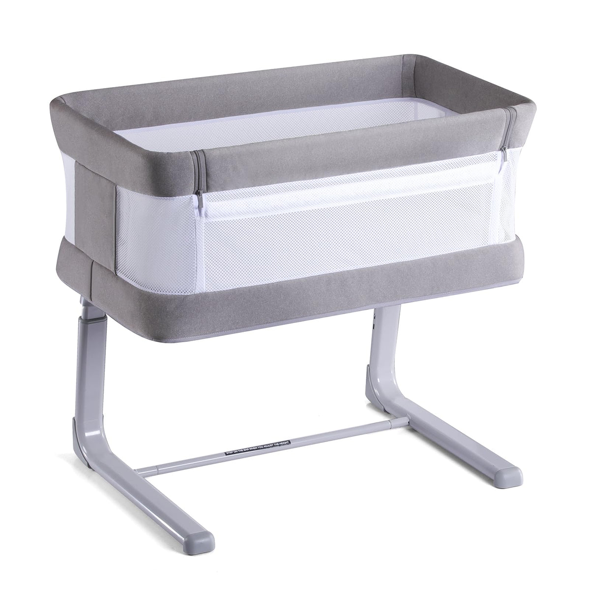 VaVaSoo electric bassinet side view for easy bedside access