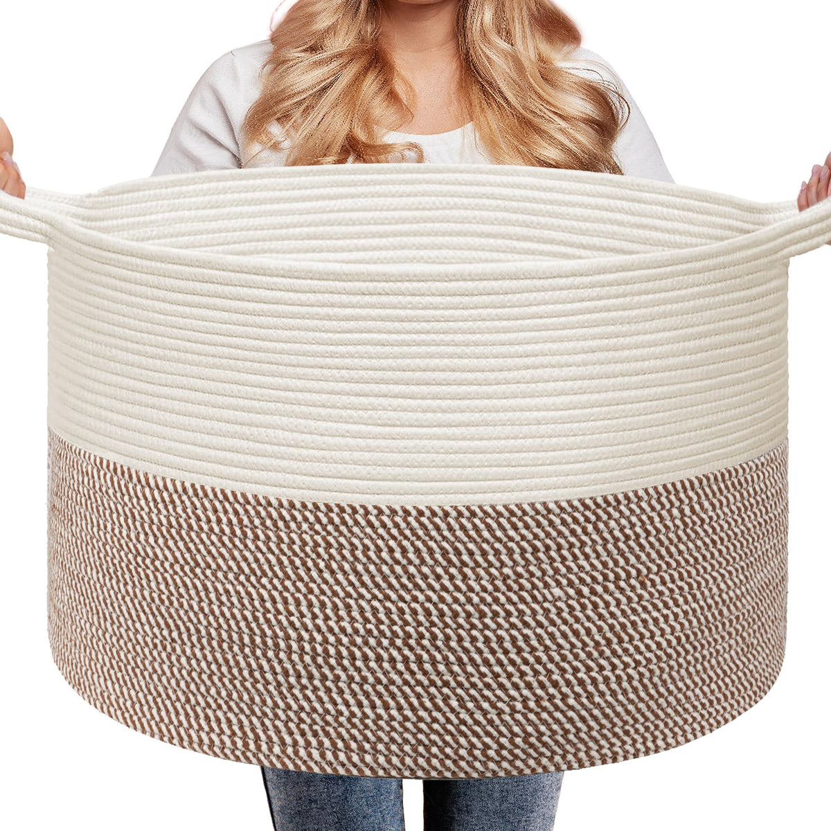 Vazpalas extra-large cotton rope basket in white and brown, ideal for blankets and pillows.