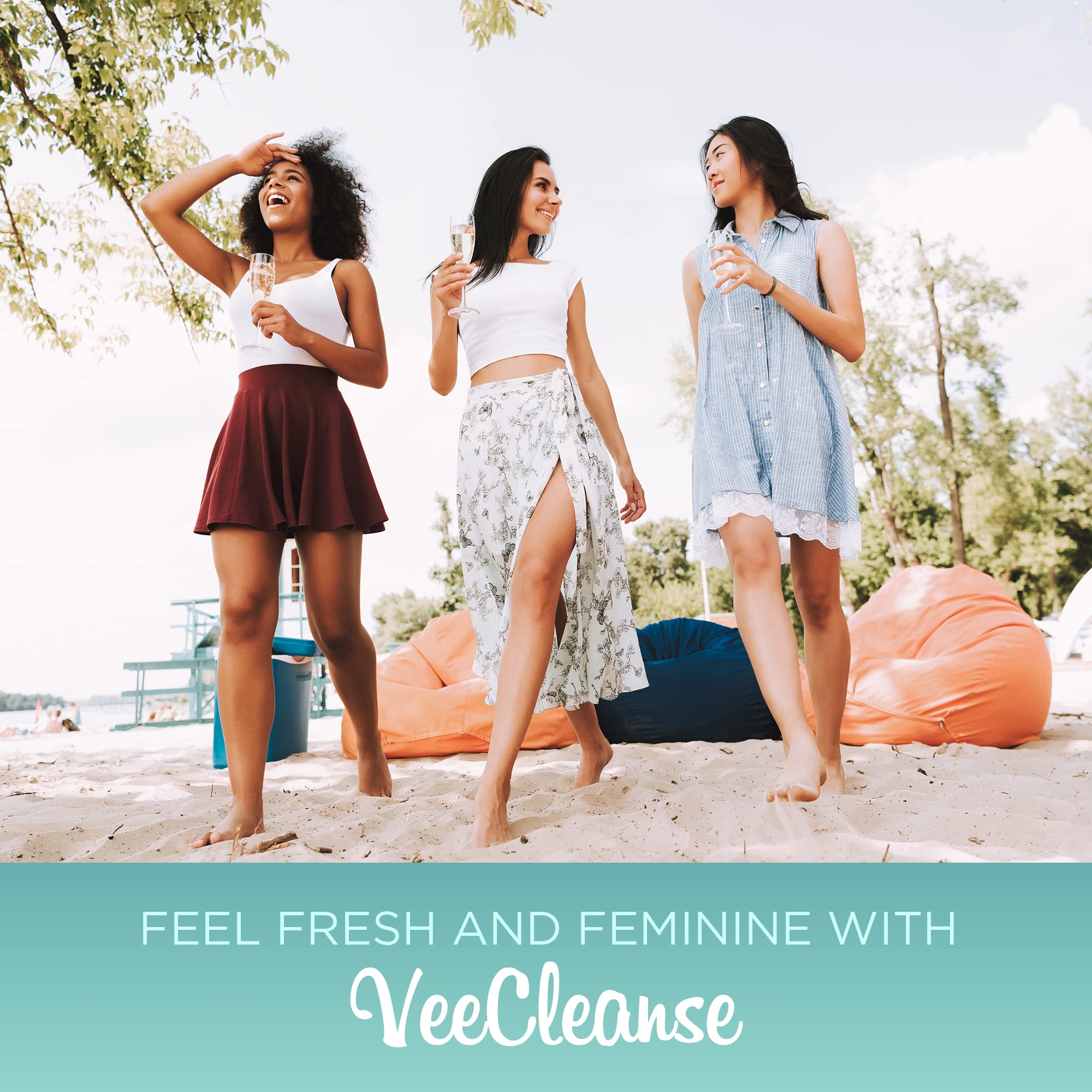 VeeFresh Veecleanse applicator in use for easy insertion and hygiene routine.