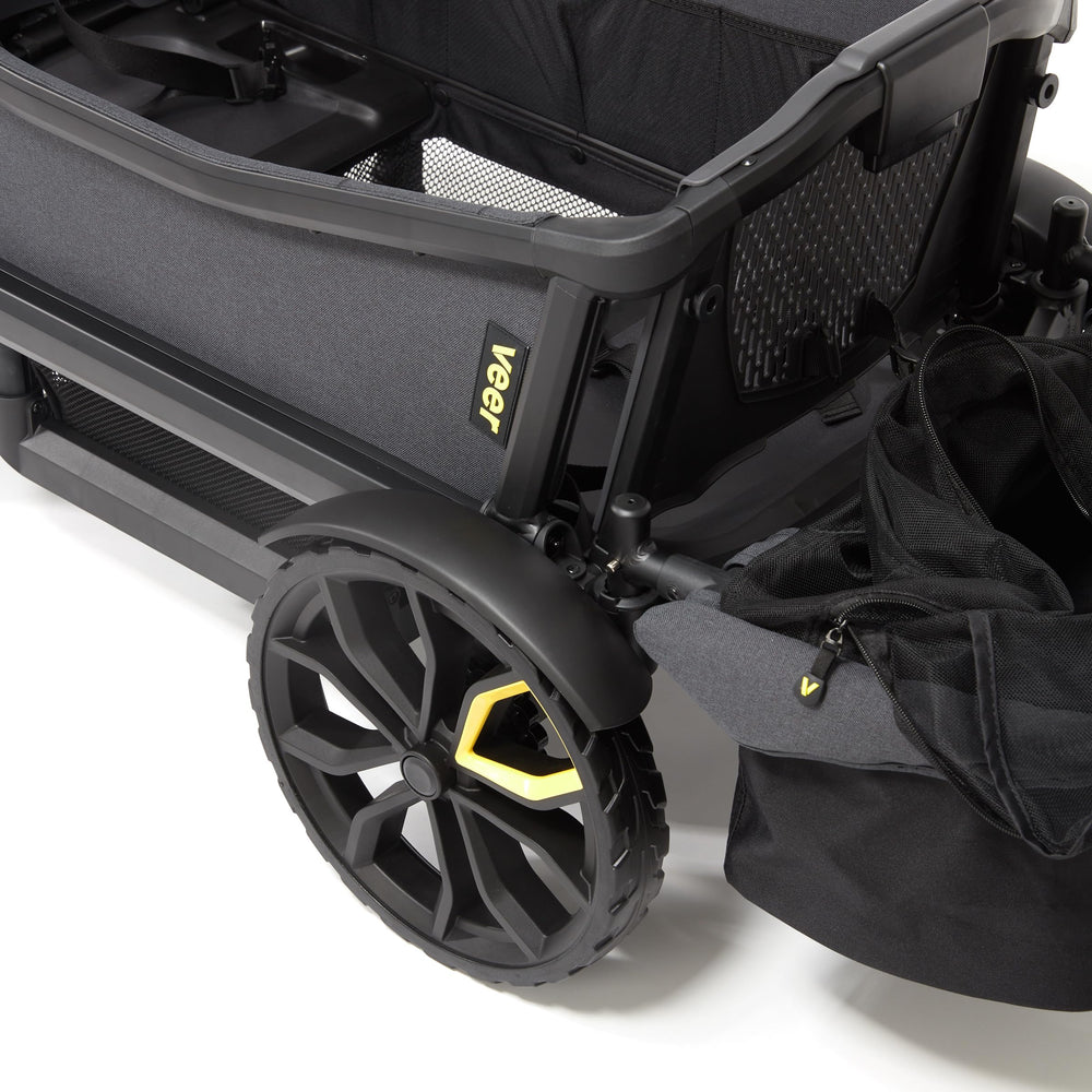 Veer napper accessory comfortably sits with the basket.