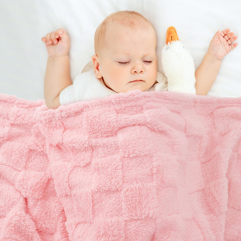 VEIDIA crib-stroller blanket in pink, warm and breathable for daily use