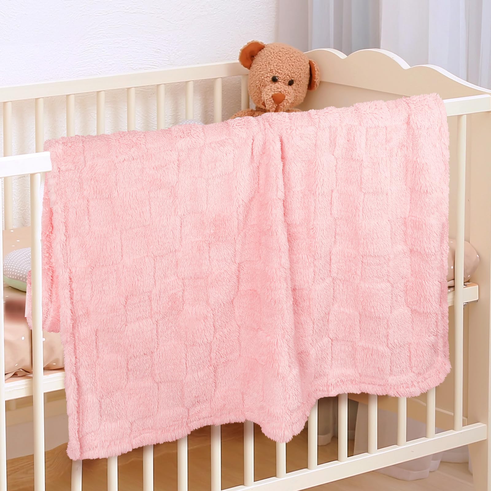 VEIDIA foldable travel blanket ideal for car rides and strollers