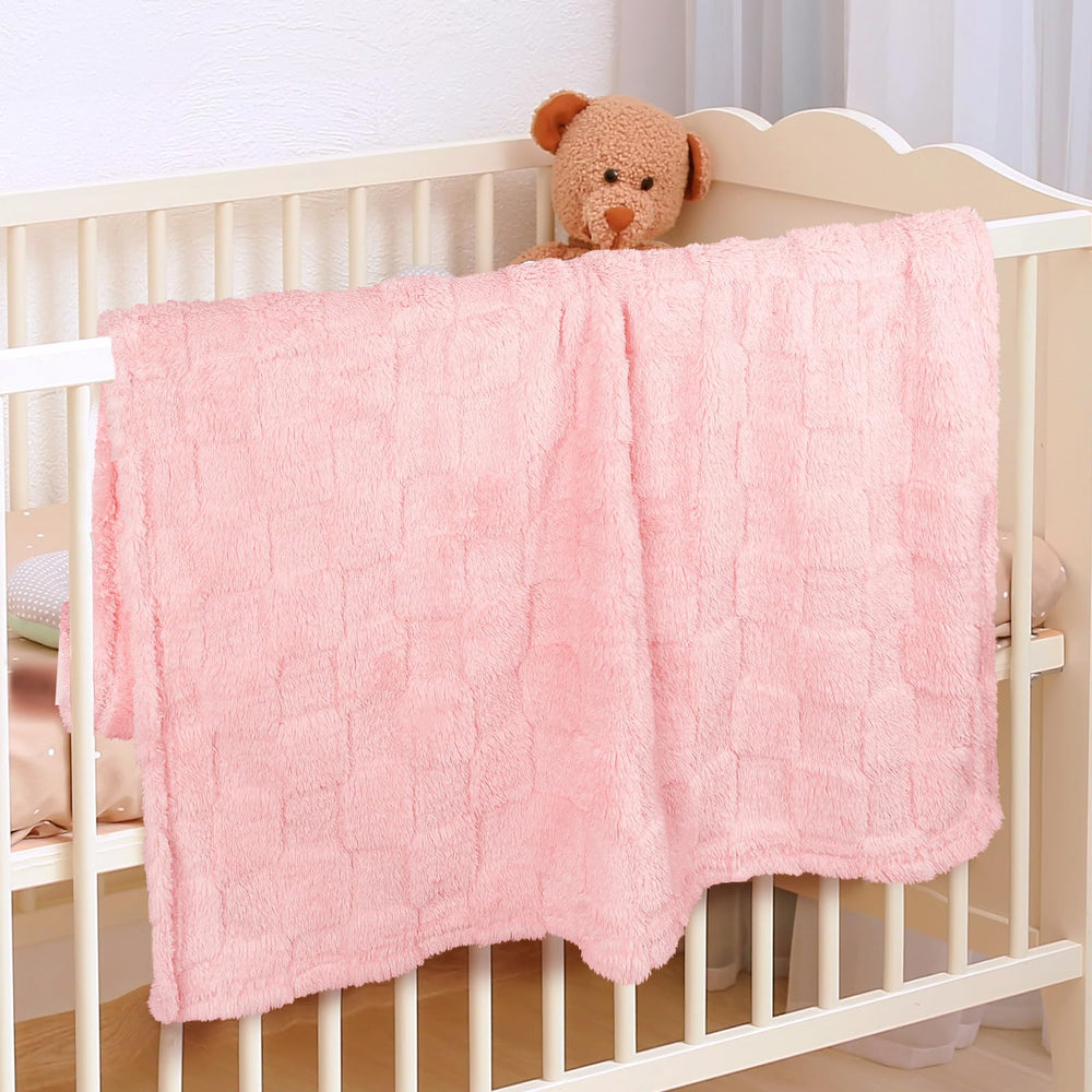 VEIDIA foldable travel blanket ideal for car rides and strollers