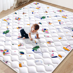 Vibe Bear Baby Play Mat close-up of soft, thick foam for cushioned playtime