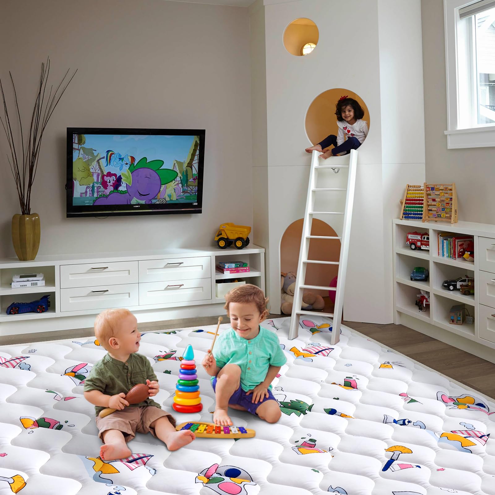 Vibe bear foldable design makes storage simple between adventures and nap times.