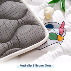 Vibe Bear 50x50 thick one-piece mat offering extra cushioning for crawlers.