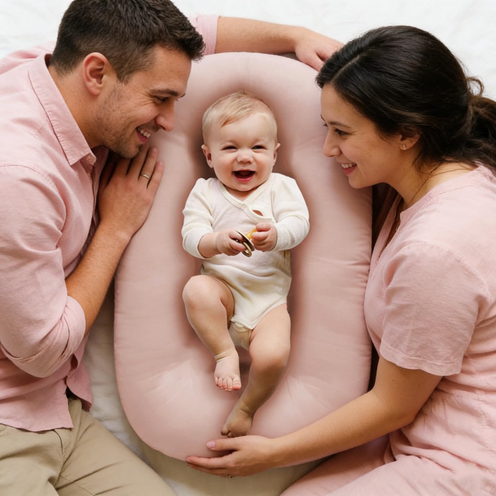Vicorise baby lounger travel-pack makes on-the-go moments easier.