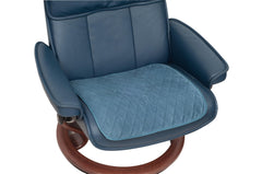 ViDava underpad 22x21-inch size fits most seats and surfaces.