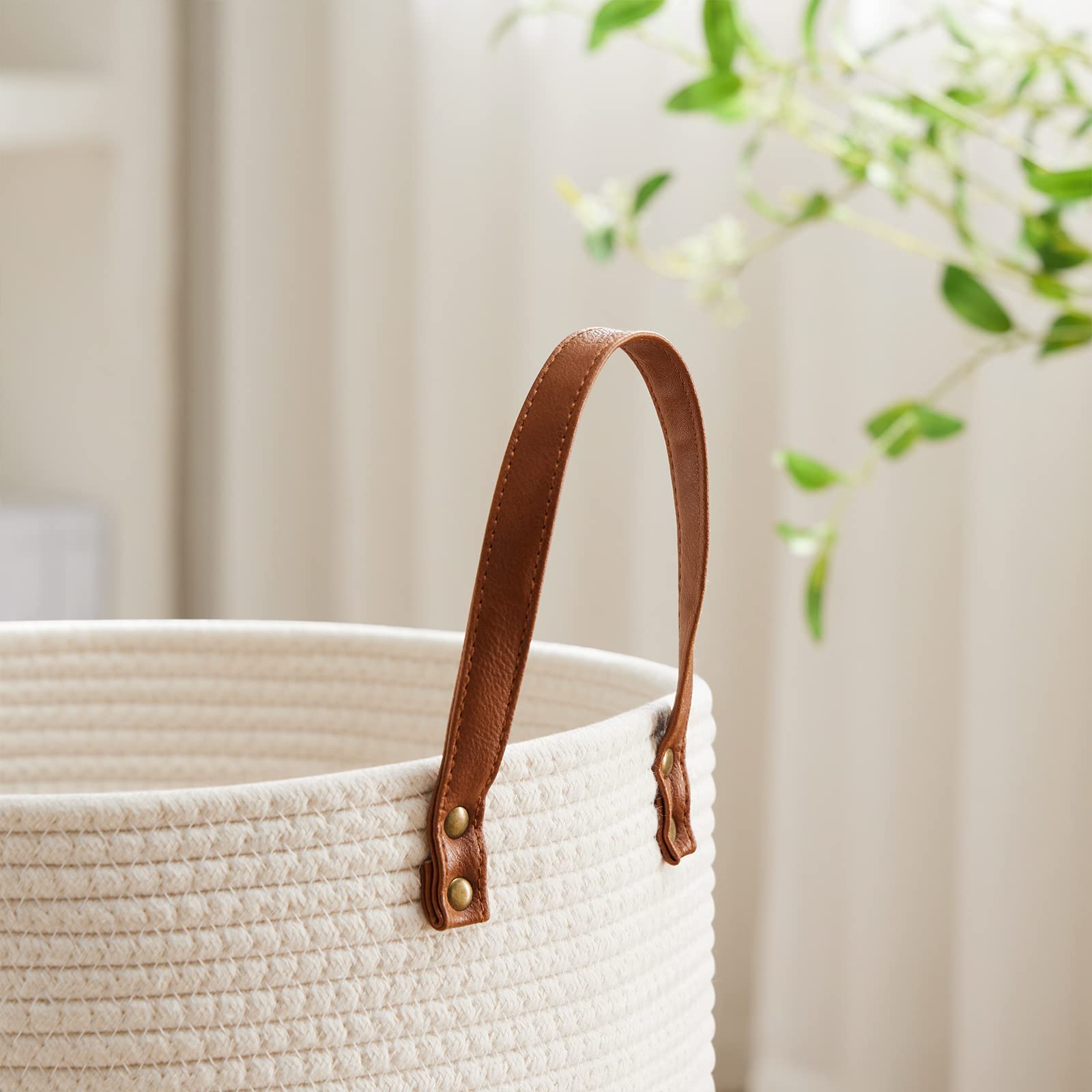VIPOSCO woven rope texture highlights durable craftsmanship and everyday use