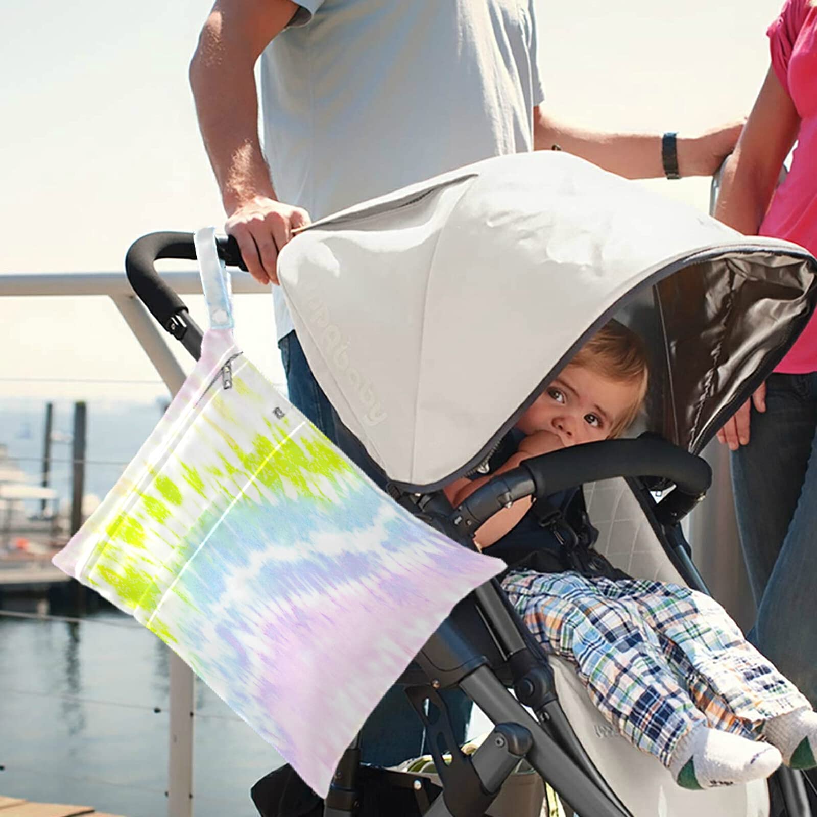 Visesunny Rainbow Ink Wet Bag with dual pockets demonstrating separation of clean and soiled items.