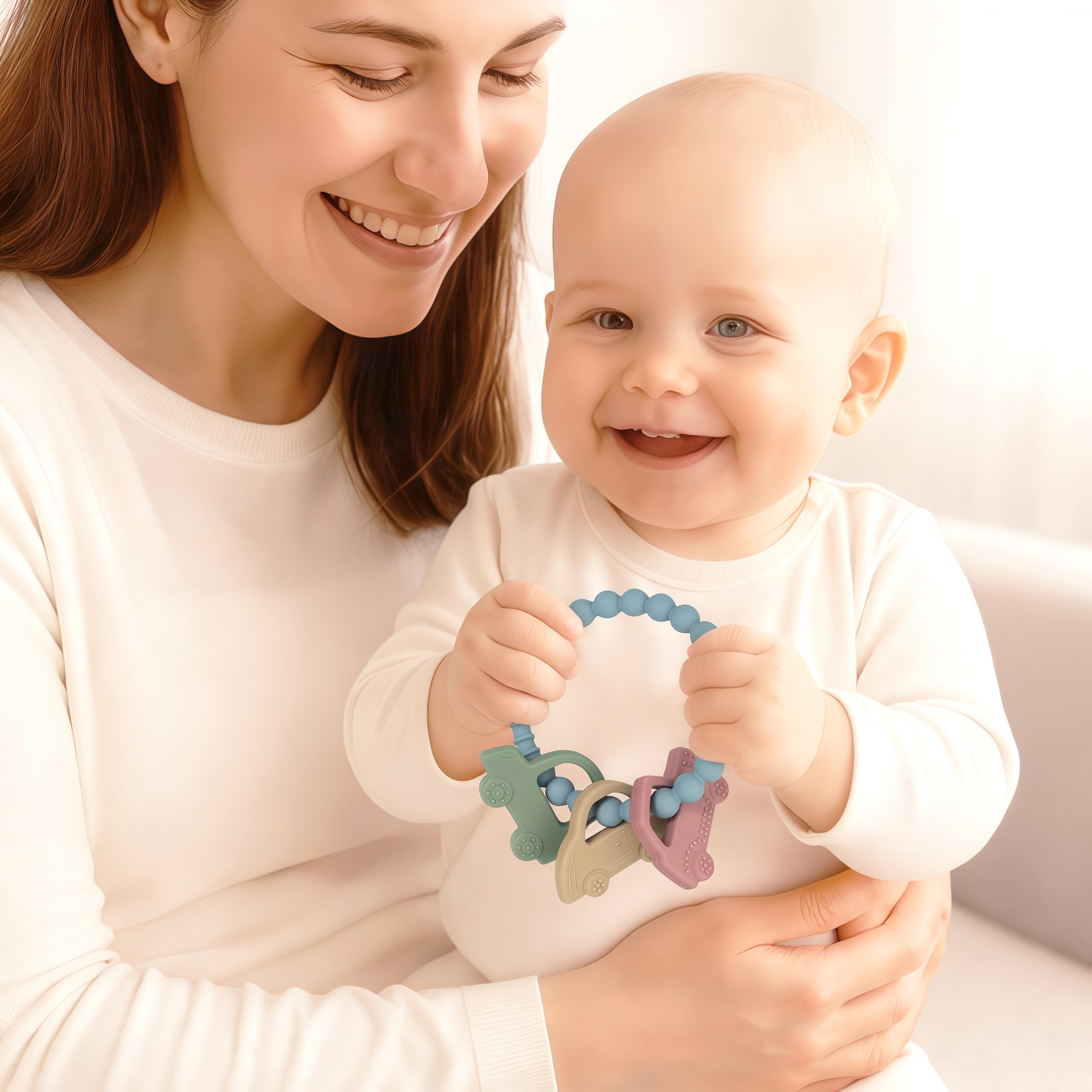 VISEWI BPA-free silicone teether ensures safe chewing and reassuring peace of mind.