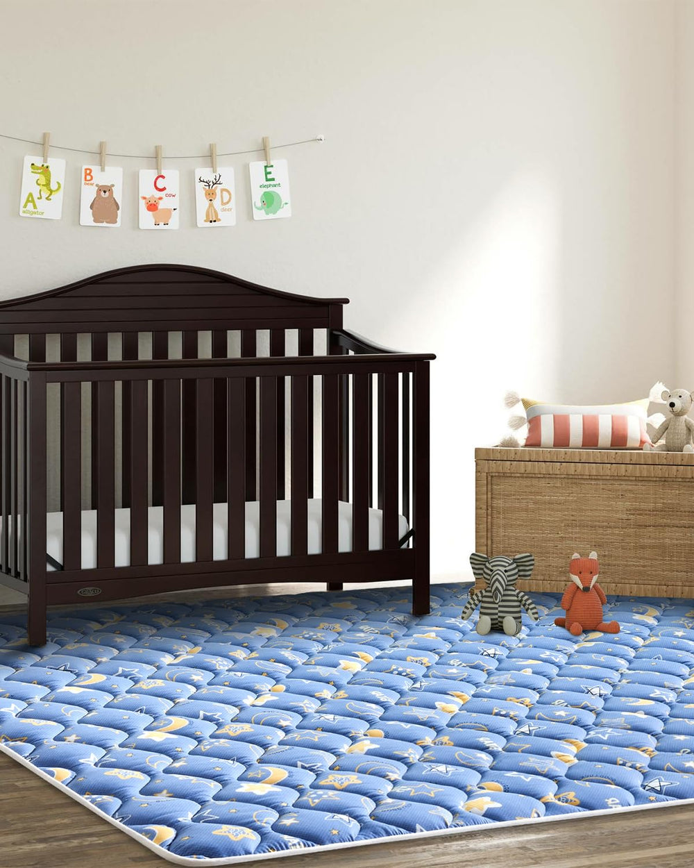 Crawling zone setup with padding from the VIVIDVIBEBEARPAS mat