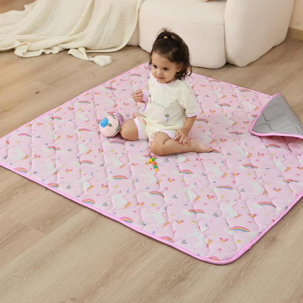 Viviland baby play mat with pink unicorn design for comfy crawling.