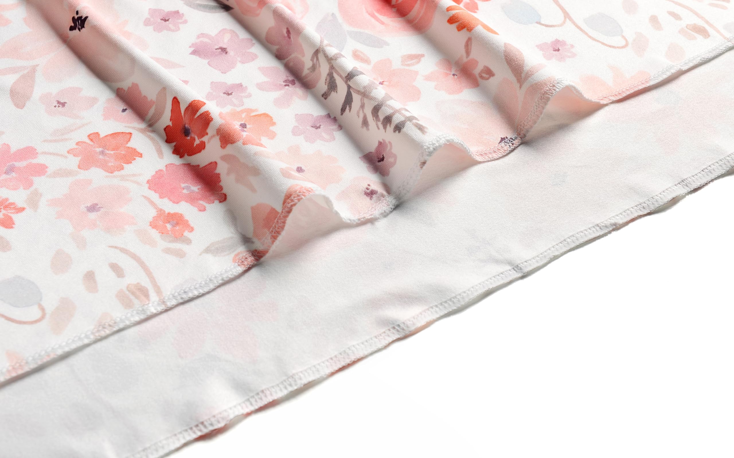 Vollmic knit swaddle soft stretch close-up highlighting flexible easy wrapping.