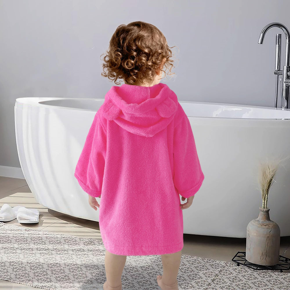 VOOVA & MOVAS towel ideal for bath, pool, and beach.