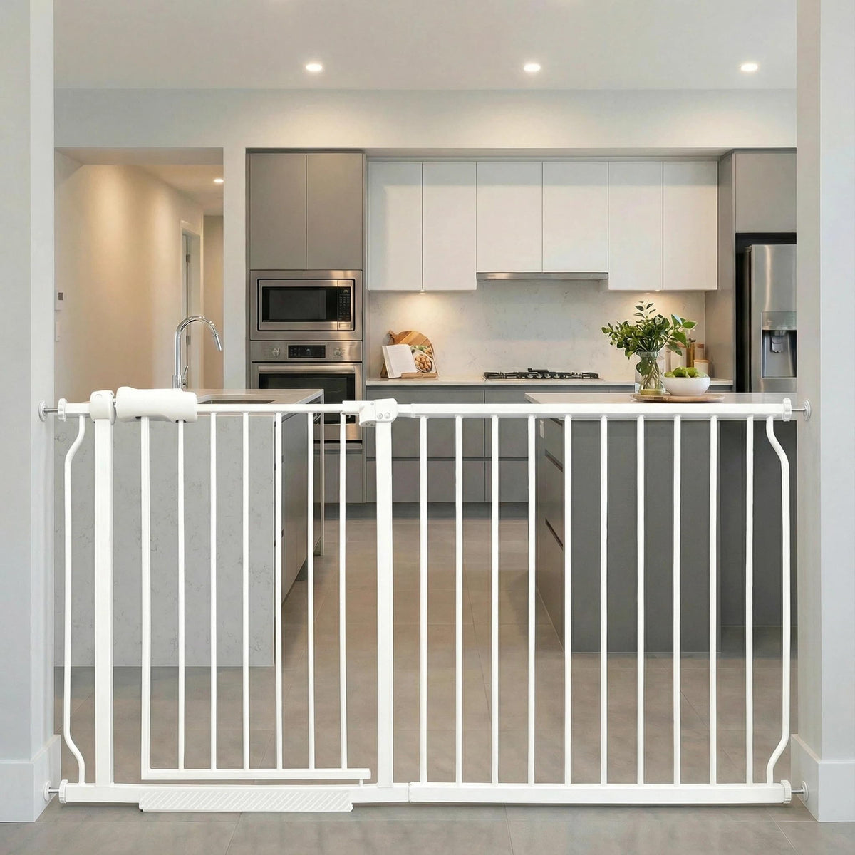 Vothco extra-wide gate in doorway with adjustable width for large openings