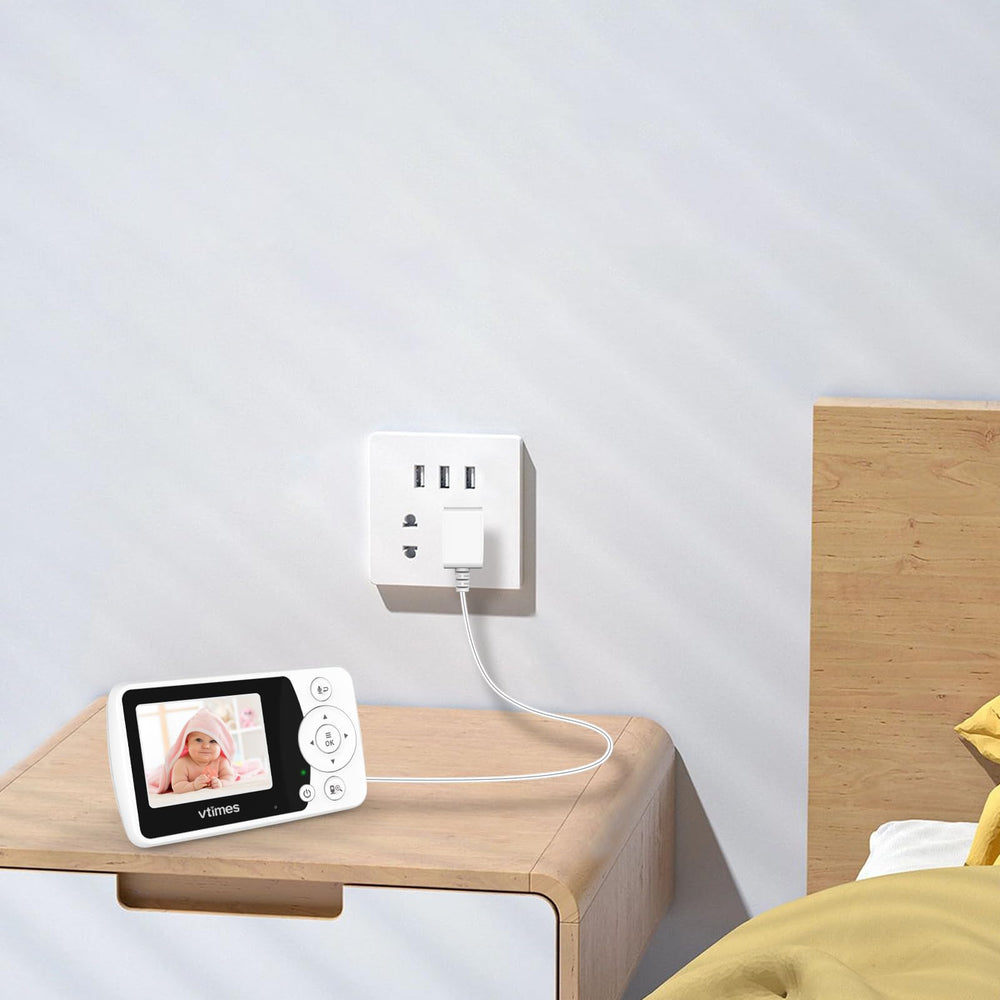 Universal input 100-240V and safe 5.0V 1A output shown on charger
