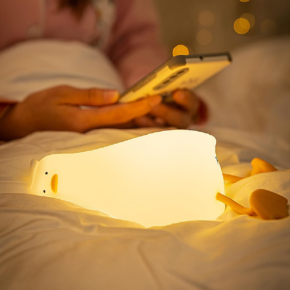 VUIAIUEIA versatile duck night light as a phone stand and light