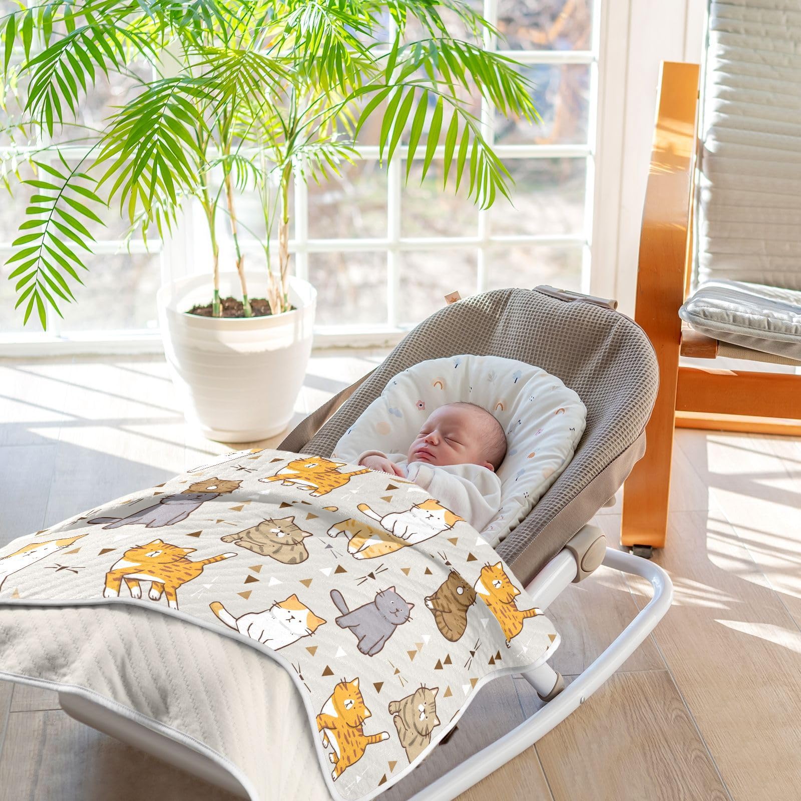 Vvfelixl gender-neutral print blanket for toddlers and quiet naps.