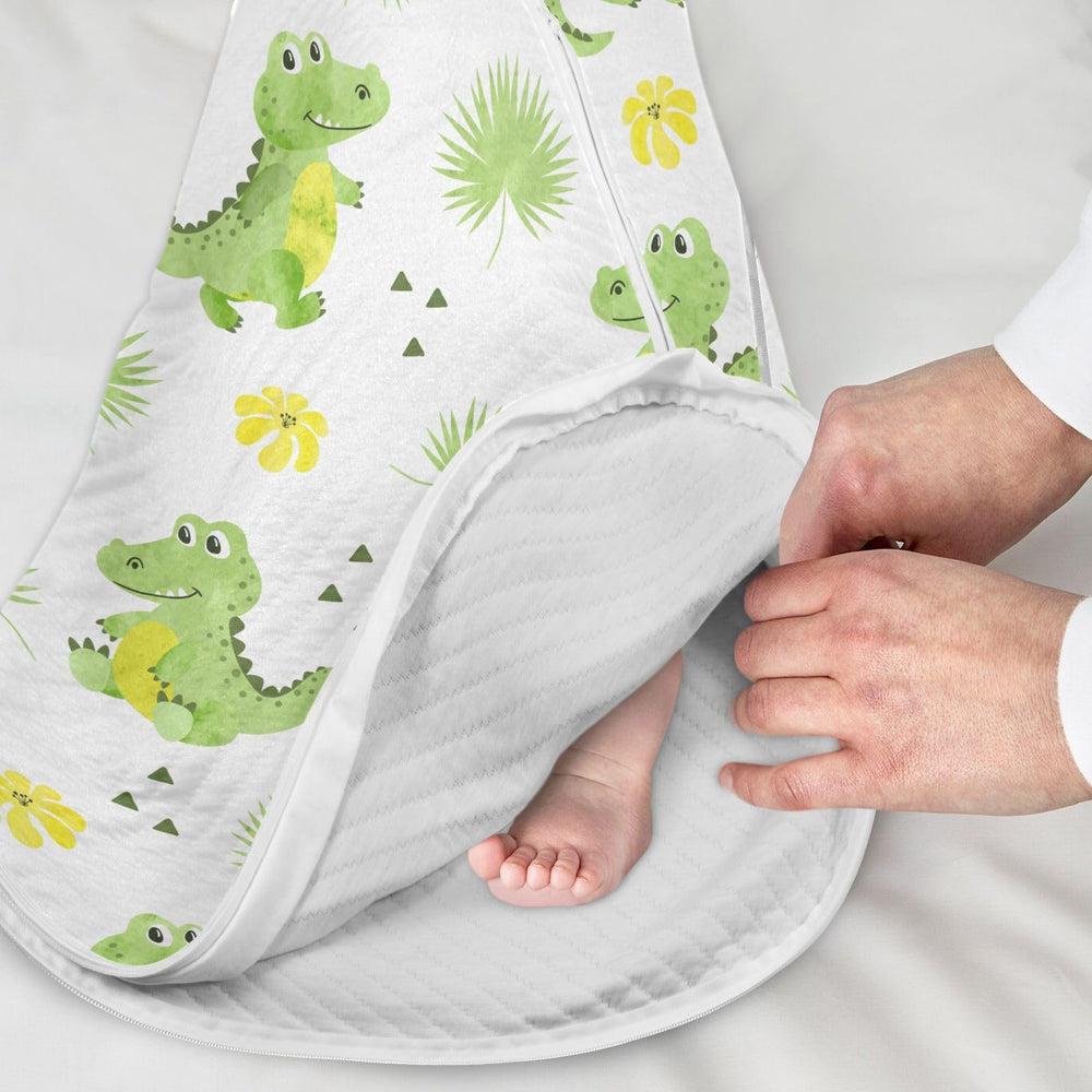 vvfelixl sleeveless design allows free arm movement during playtime