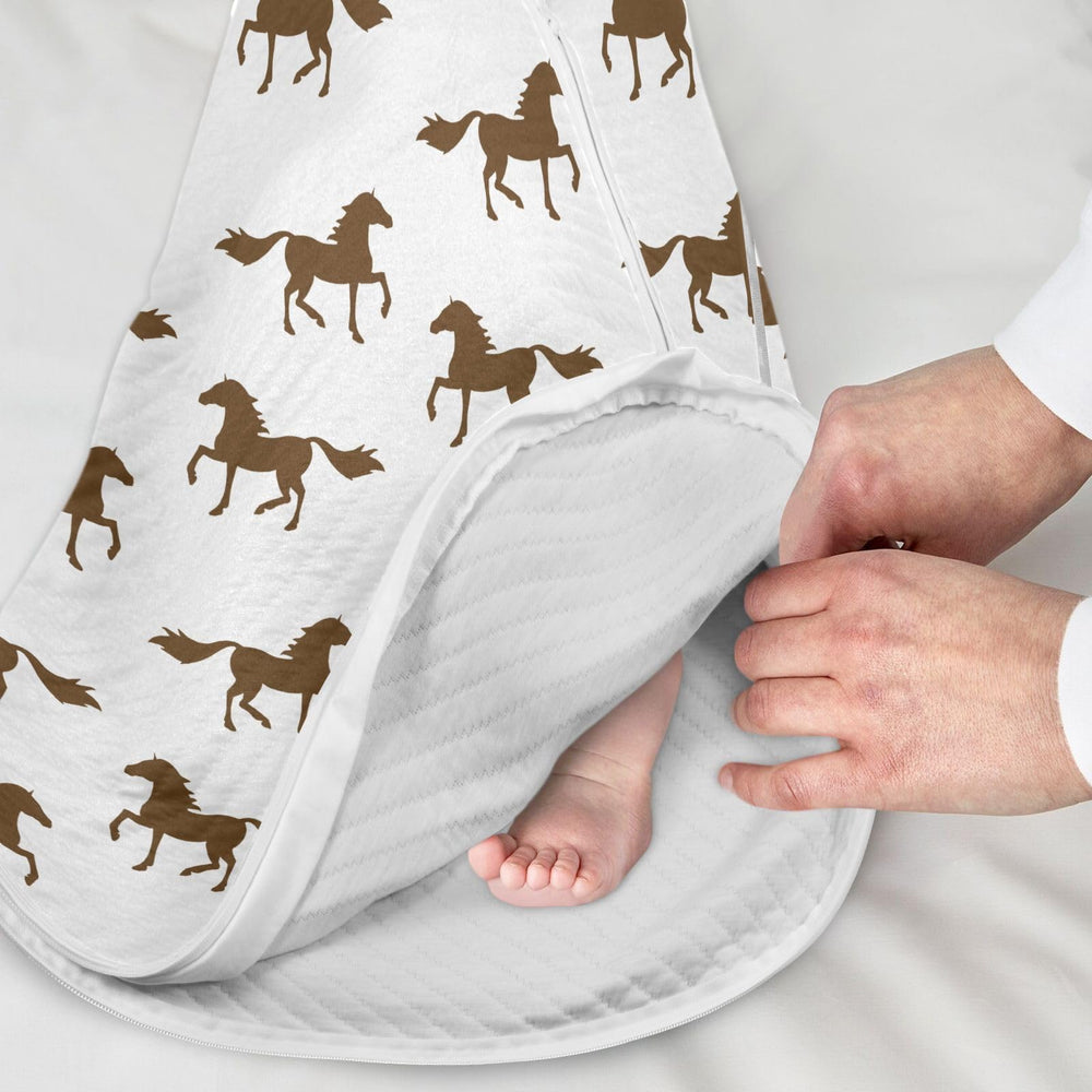 vvfelixl Soft cotton fabric feels breathable and gentle for baby skin.