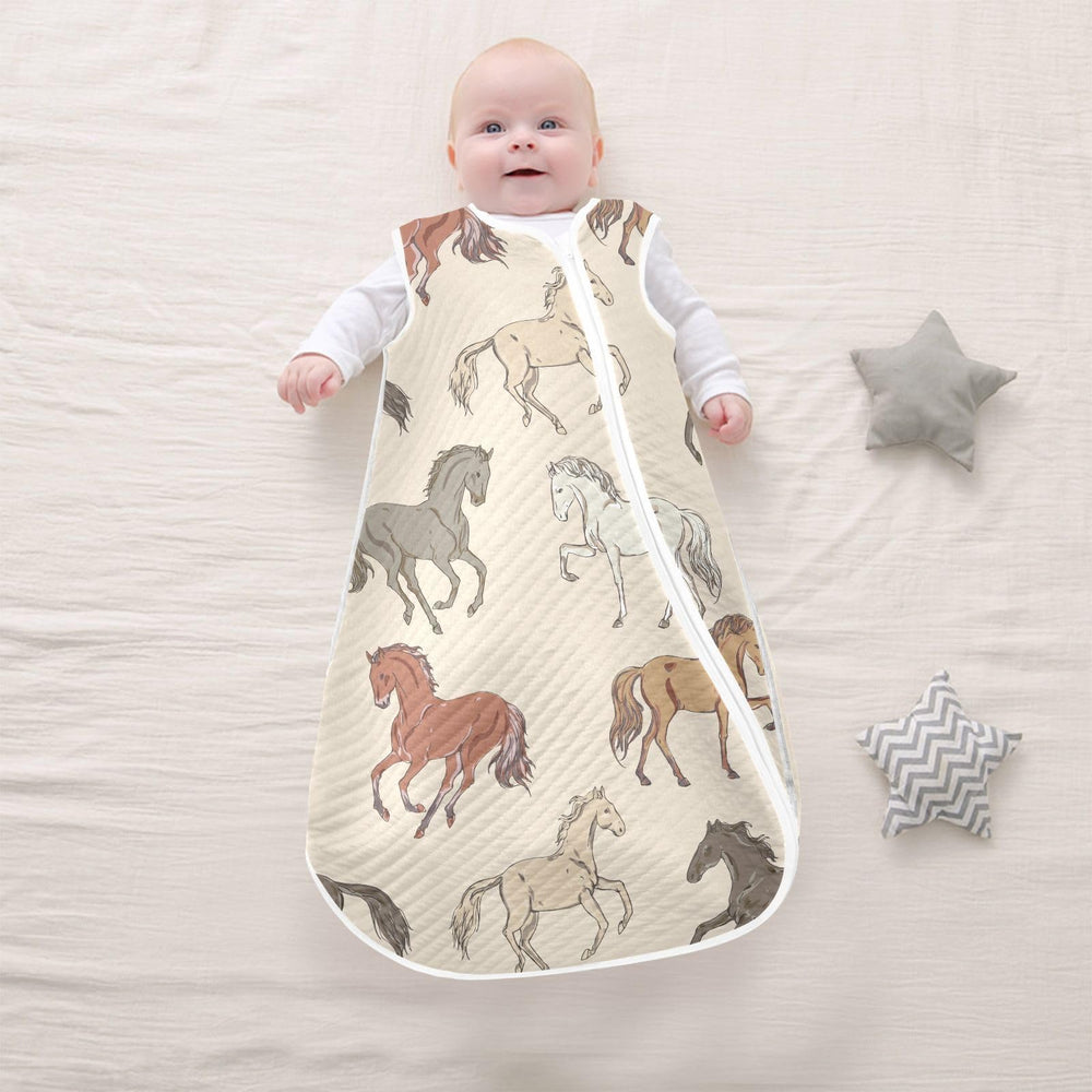 vvfelixl Walking Horse sleeping bag sleeveless design offers greater freedom of movement.
