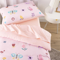 Wake In Cloud butterfly toddler bedding fitted sheet fits snugly on a toddler bed.
