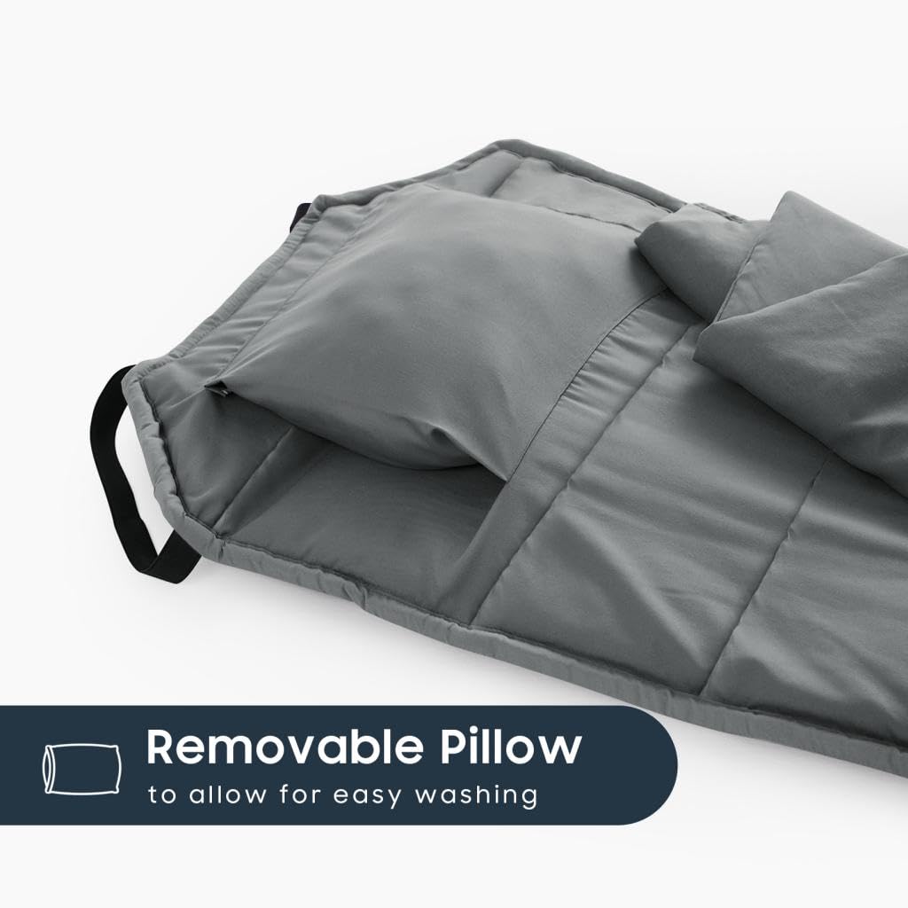 Wake In Cloud nap mat elastic-corner-straps keep the surface flat.