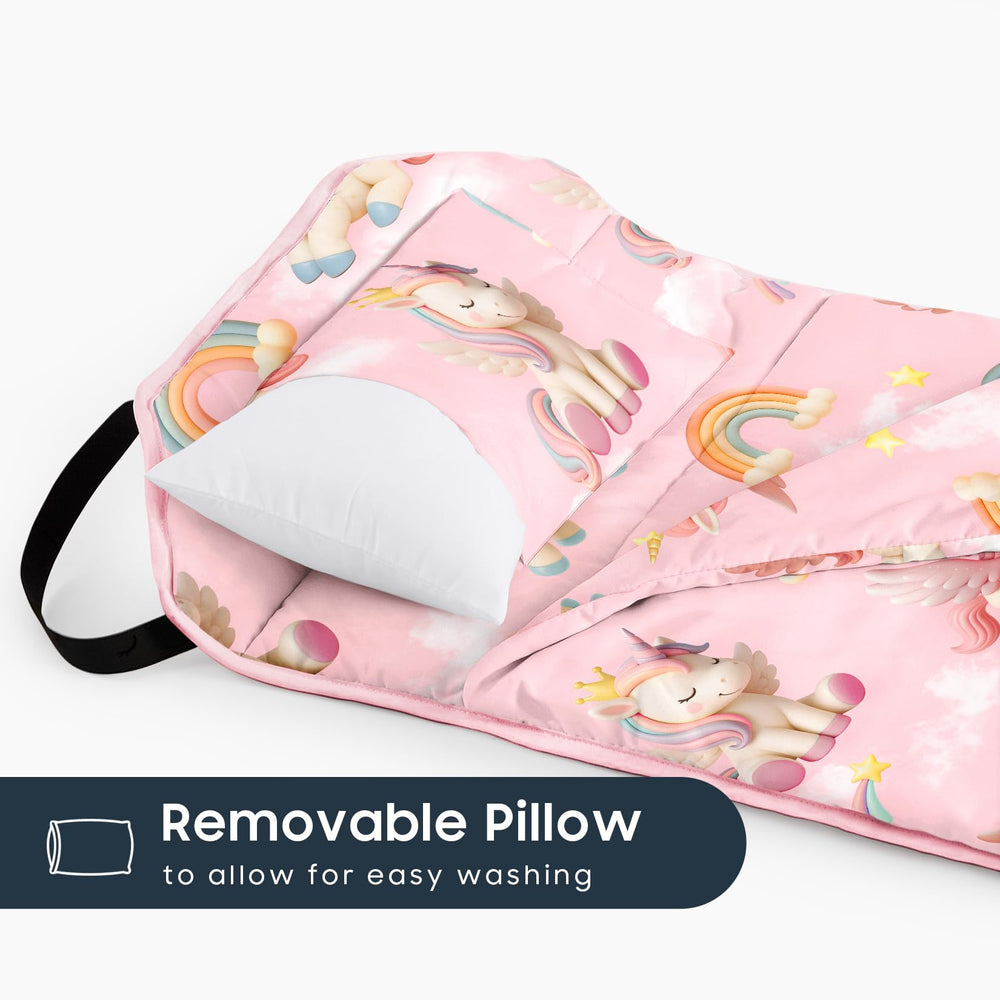 Wake In Cloud nap mat with name-card pocket for quick ID.