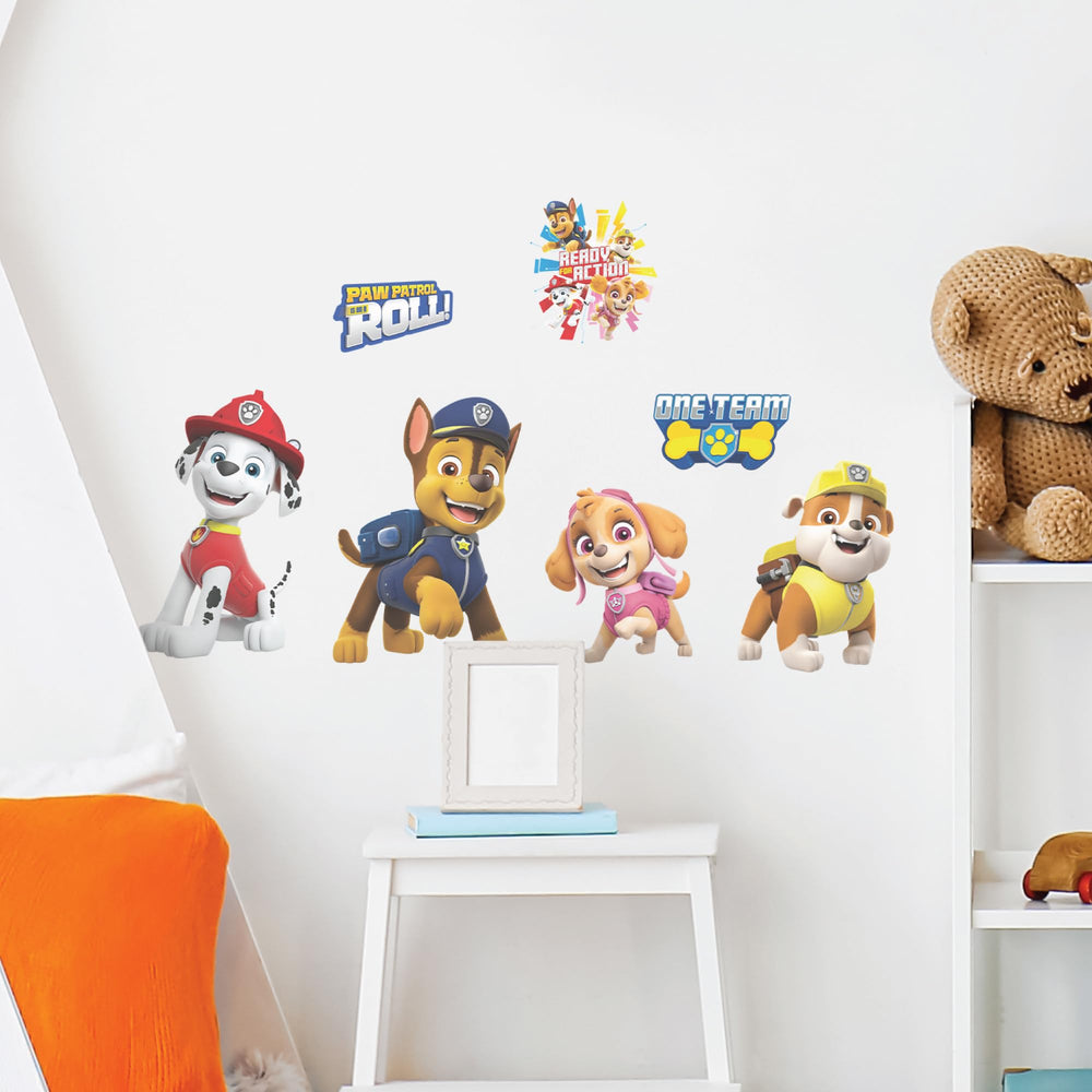 Wall Palz Paw Patrol small decal 2 sticks easily on smooth surfaces.