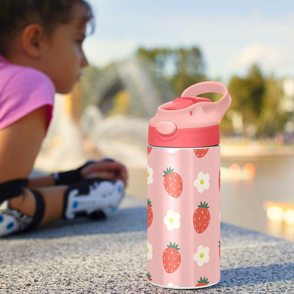 Wamika easy-clean cap makes cleaning quick for busy families.