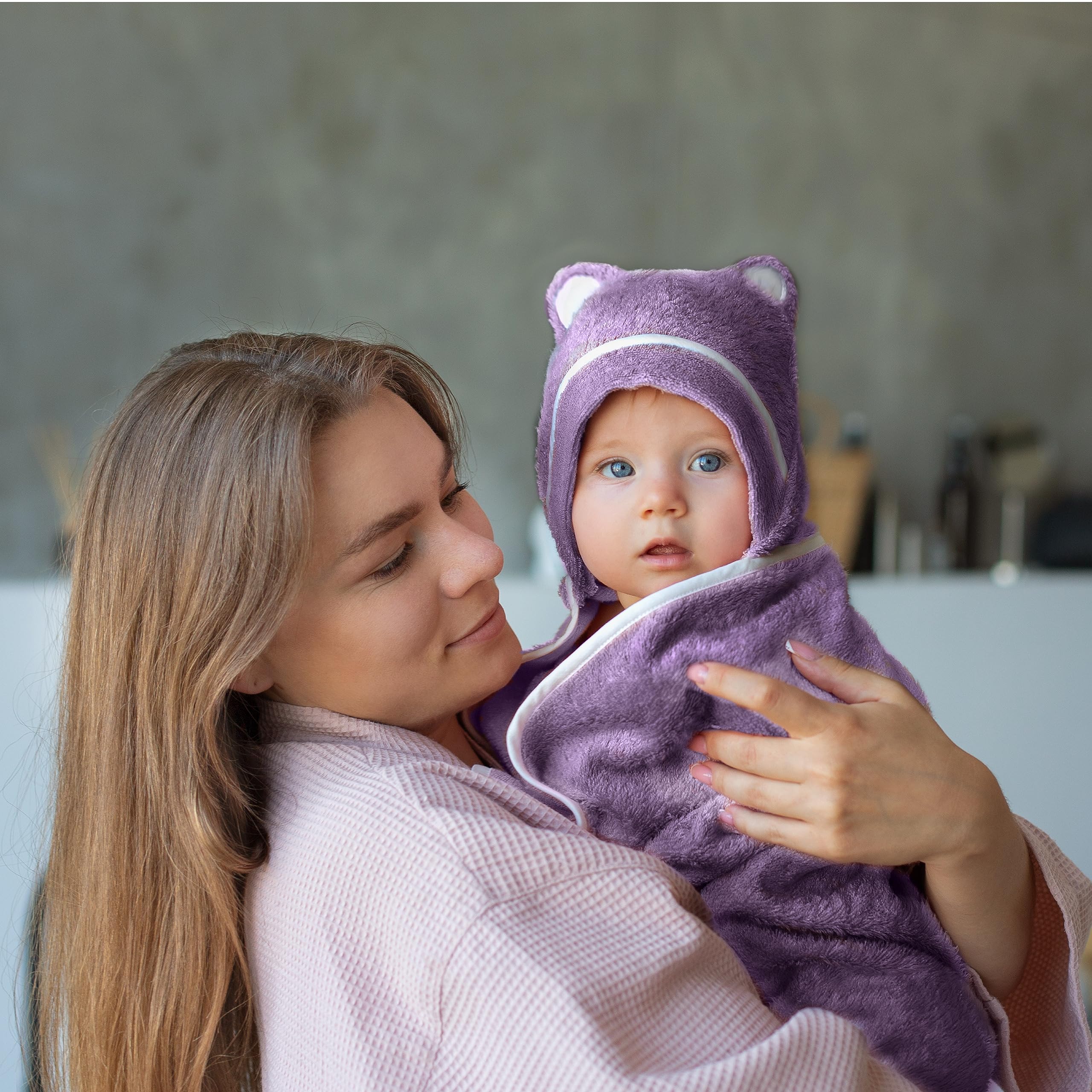 Warm Cuddles bamboo towel dries quickly while staying soft