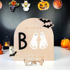 WAWUO Spooky bat footprint art ready to brighten home decor